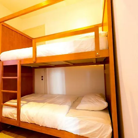 Swisslisbon Guest House-3
